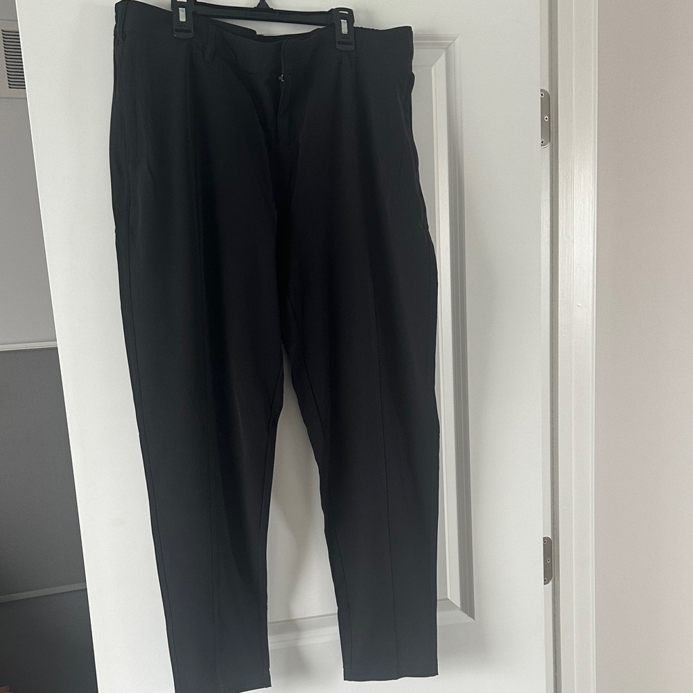 NWOT 32 Degrees Women’s  Black golf Pants size 12